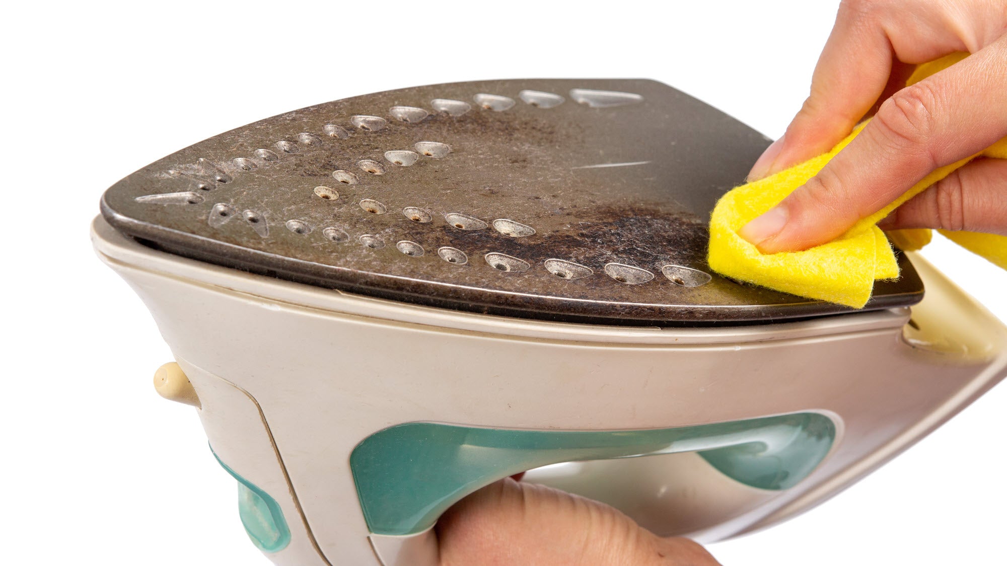 How to Clean Your Iron: Step-by-Step Instructions