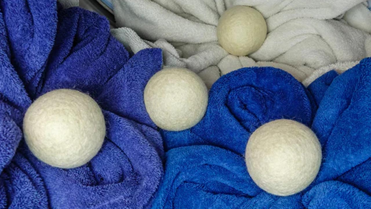 How to prevent lint balls on clothing: 4 simple tips