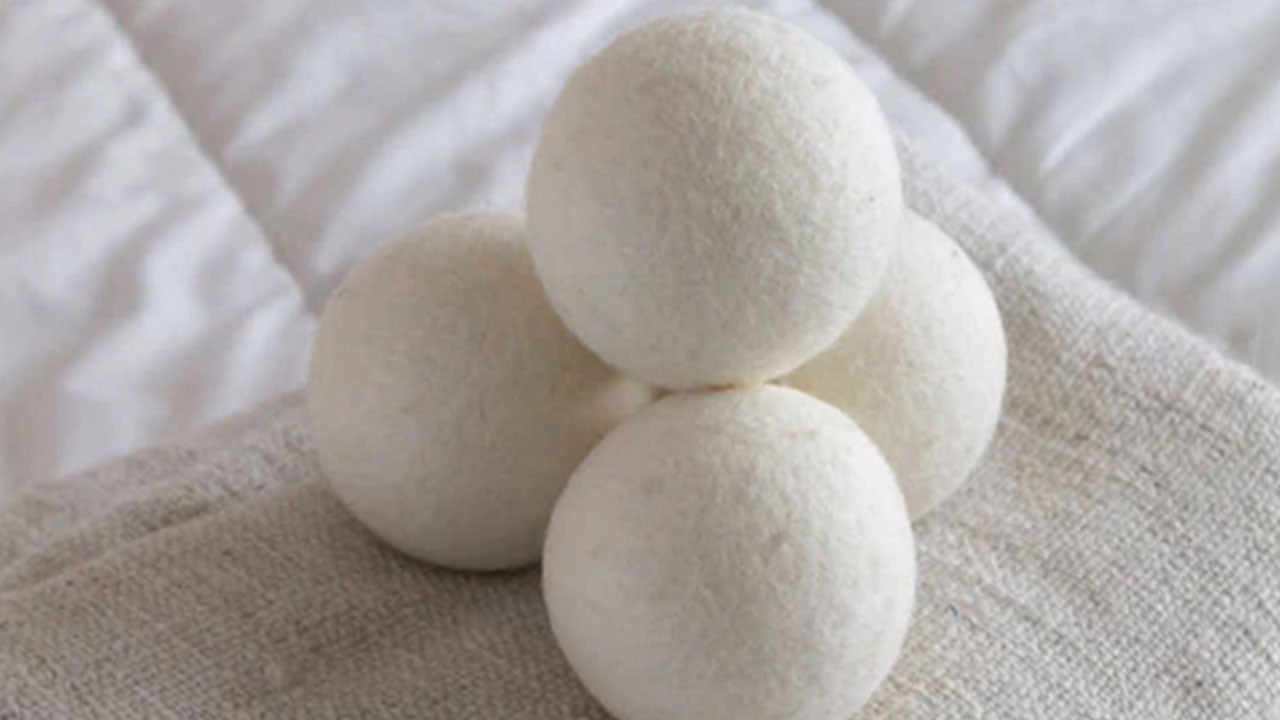 Wool Dryer Balls with Sparkling Laundry Essential Oils