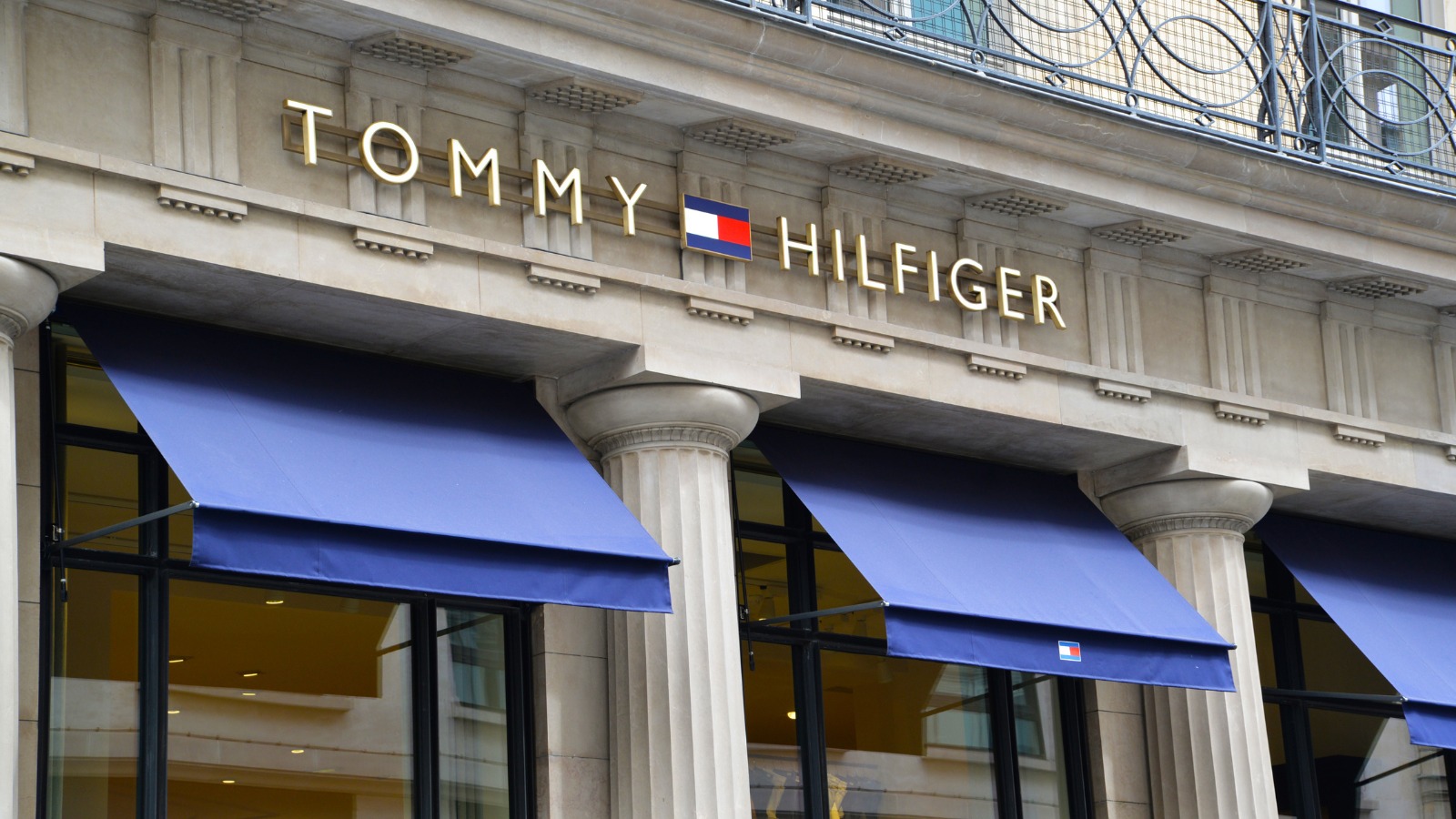 How to Wash Your Tommy Hilfiger Button Down Shirts