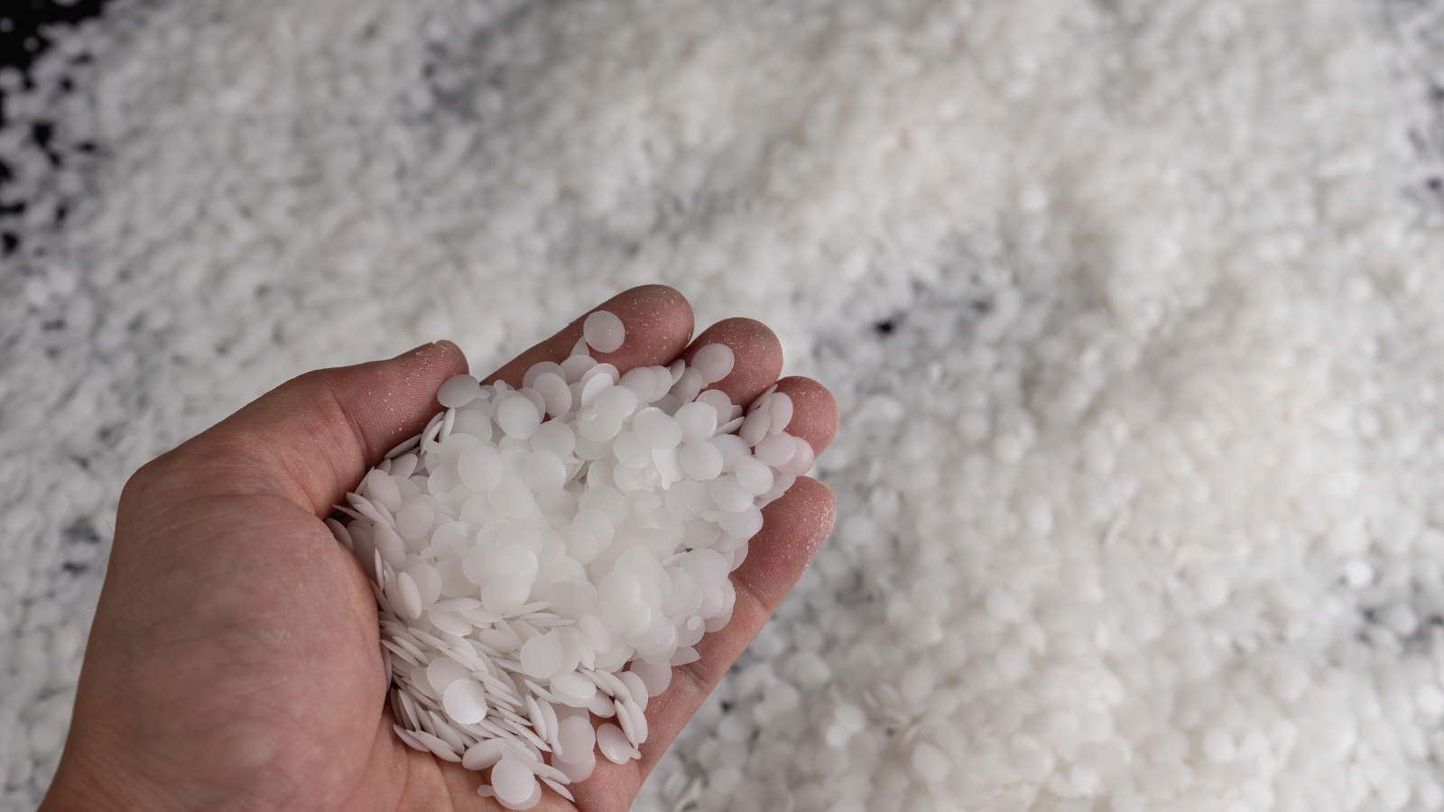 Zinc Ricinoleate: Odor-Absorbing Agent